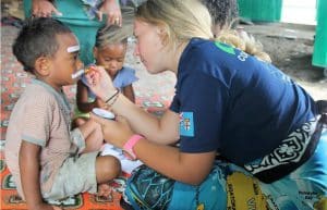 Fiji - Teaching Children of the Dawasamu Islands16