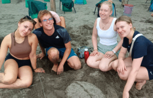 sea-turtle-volunteering-&-adventure-tour-for-teenagers-31