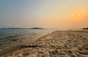 vietnam-ha-long-bay-kindergarten-volunteering-cultural-program-13