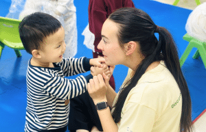 vietnam-ha-long-bay-kindergarten-volunteering-cultural-program-28