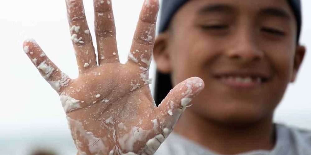 Ecuador - Beach Community and Child Enrichment Program 07