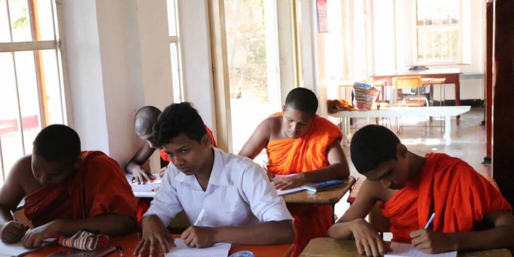 Sri Lanka - Teaching English to Buddhist Monks8