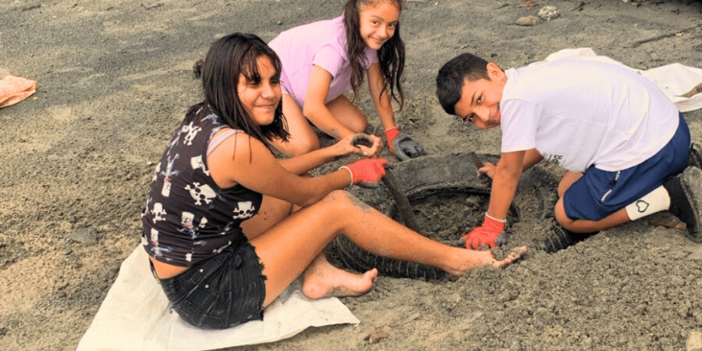 costa-rica-family-friendly-sea-turtle-&-nature-conservation-6