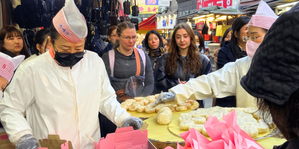 south-korea-seoul-culture-week-childcare-volunteering-13