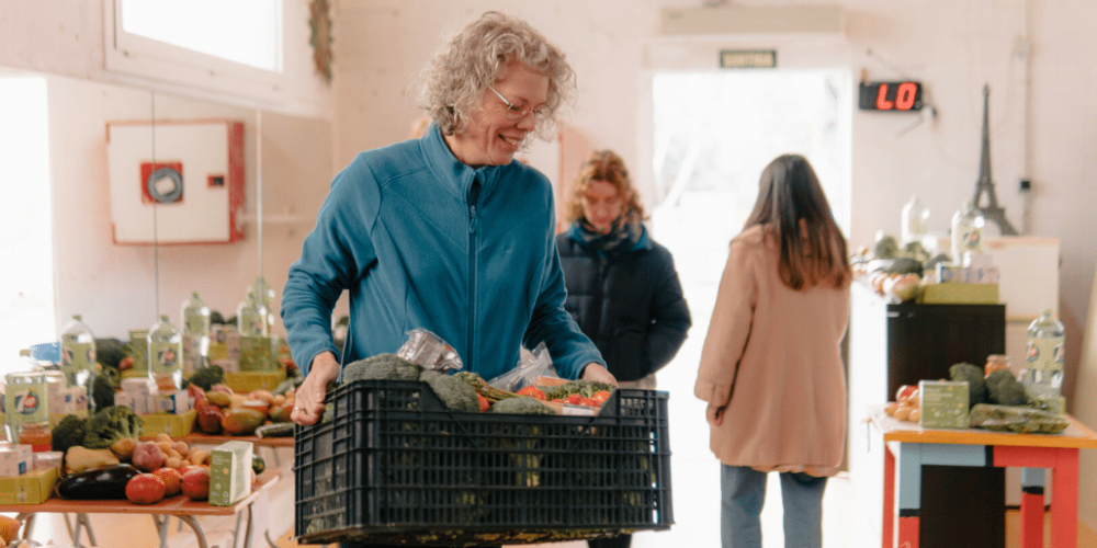 spain-barcelona-food-rescue-community-building6