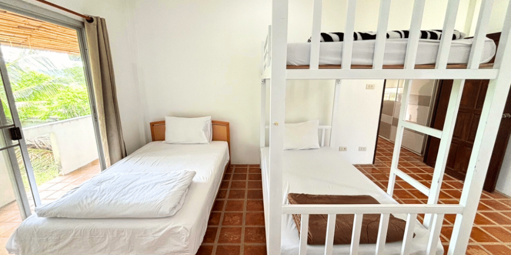 thiland-elephants-and-community-building-for-teenagers-acc25