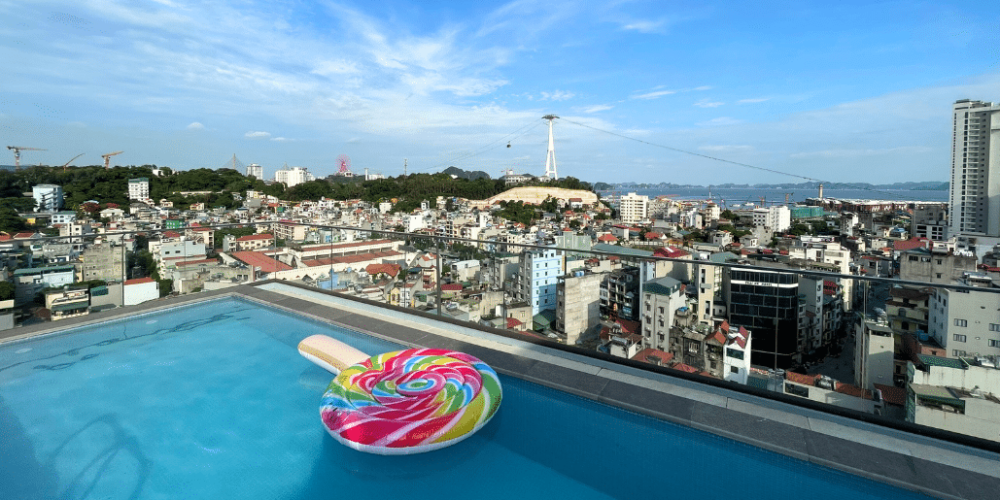 vietnam-ha-long-bay-kindergarten-volunteering-cultural-program-3