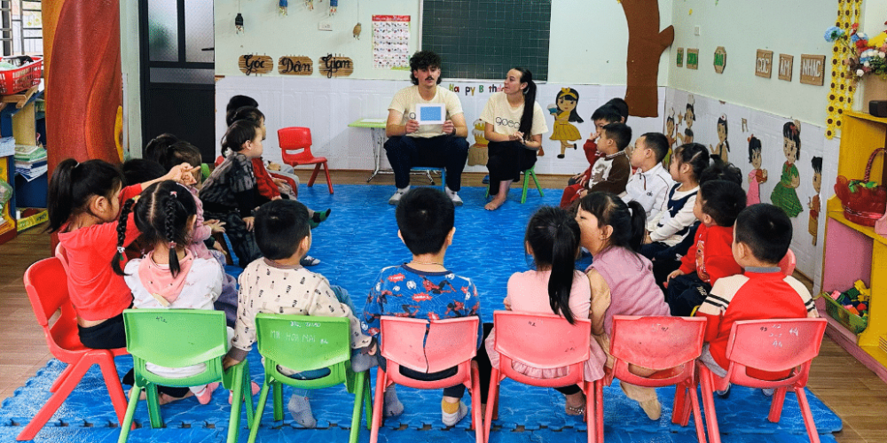 vietnam-ha-long-bay-kindergarten-volunteering-cultural-program-32